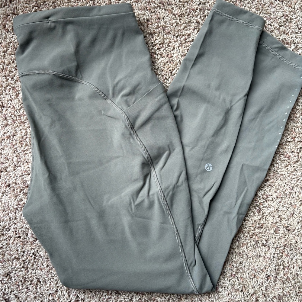 Lululemon Swift Speed High Rise 28” Rover size 14